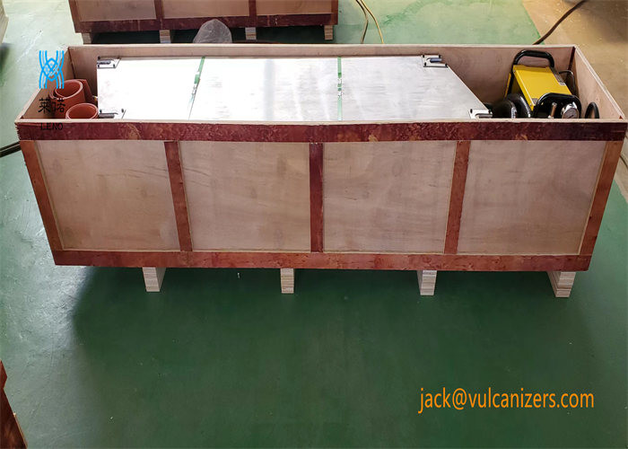 Máy ép lưu hóa nóng băng tải loại máy ép lốp để tạo hình lốp với giá cả phải chăng