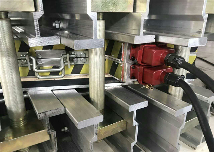 Vulcanizer Cao Su Băng Tải Di Động Có Bánh Xe Nhiệt Độ 0-200 Độ C Thiết Bị Di Động Bảo Trì Băng Tải